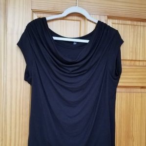 Short sleeve black shirt.